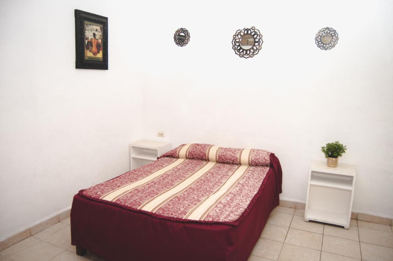 Hotel Y Restaurante El Texano Тамасопо Екстериор снимка